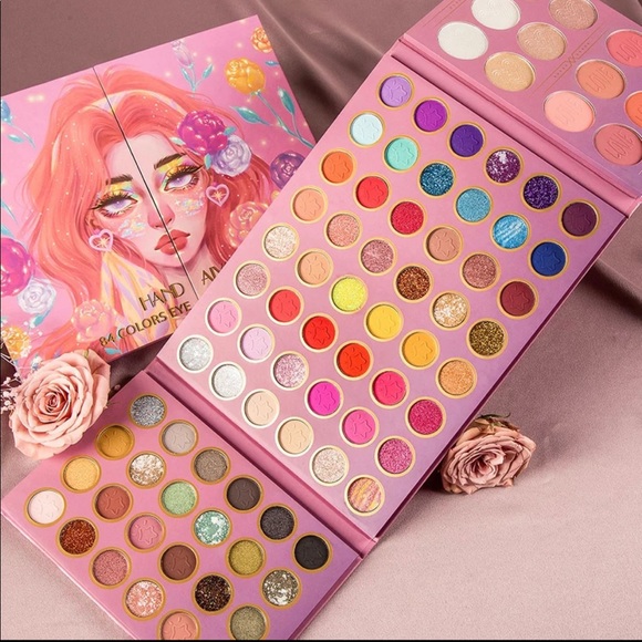 Big eyeshadow highlights pallet